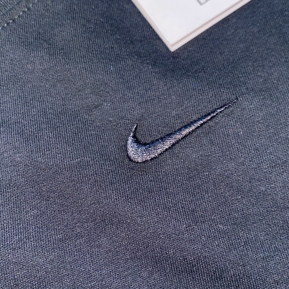Nike Dri-Fit tank top bundle - Picture 9 of 13